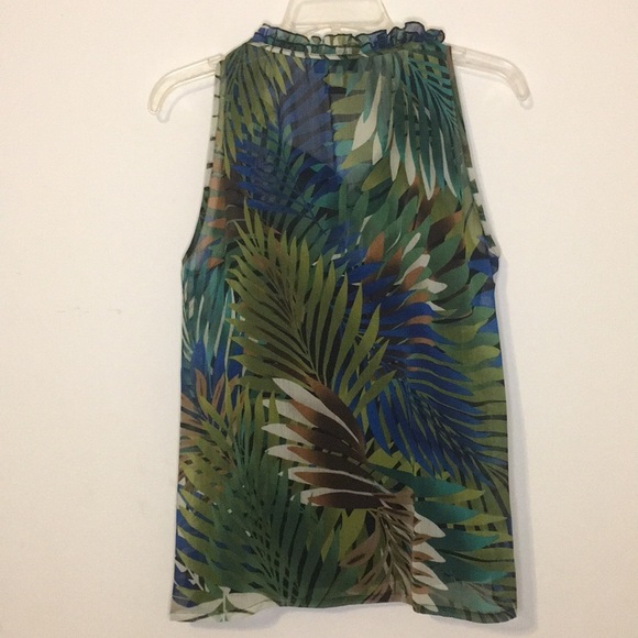 Spense Floral/Leaf Patterned Top - Picture 7 of 11